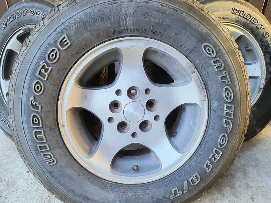 Cauciucuri 225/75r15 cu jante aliaj 5x114/3