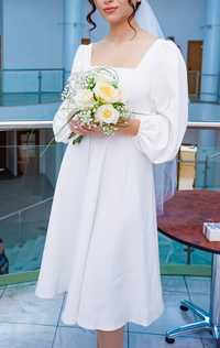 Платье белое свадебное