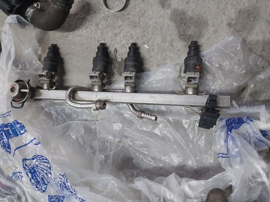 Рампа + форсунки ауди а4 в5