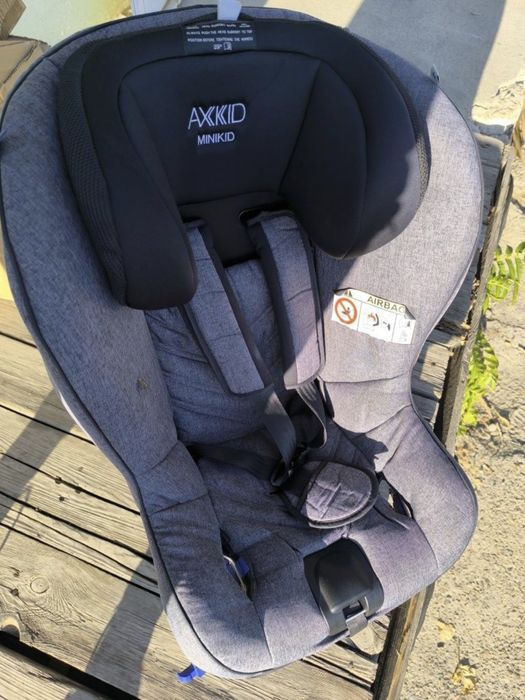 Столче за кола Axkid Minikid 2