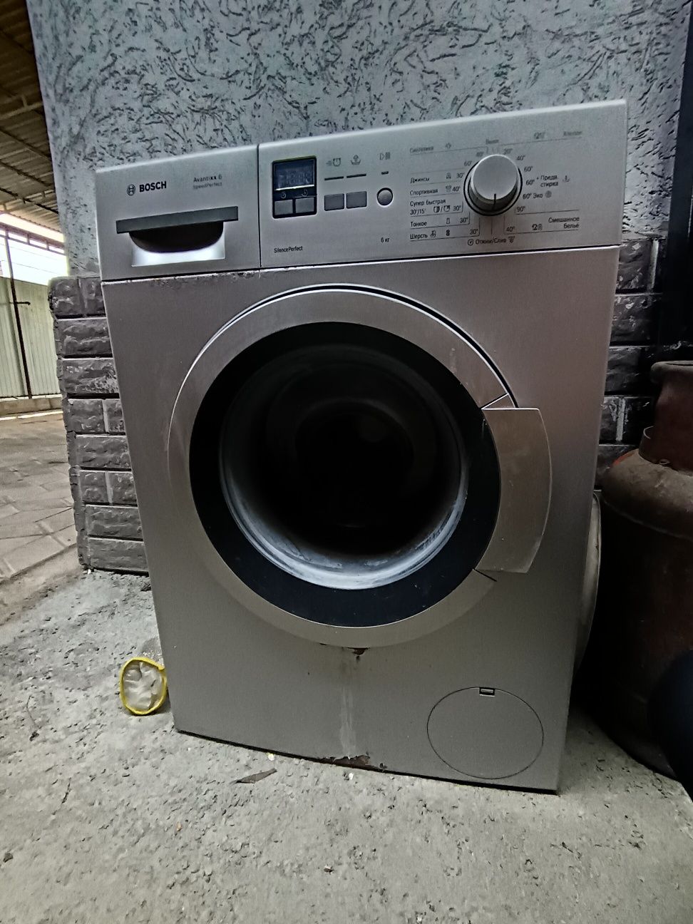 Продам стиральную машинку