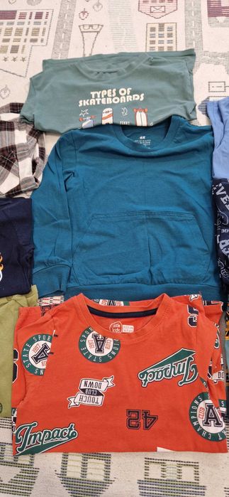 Set de 3 tricouri mărimea 122, cămăși băieți marimea 110-116 5-6 ani