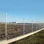 Construim garduri din plasă bordurata la oferta