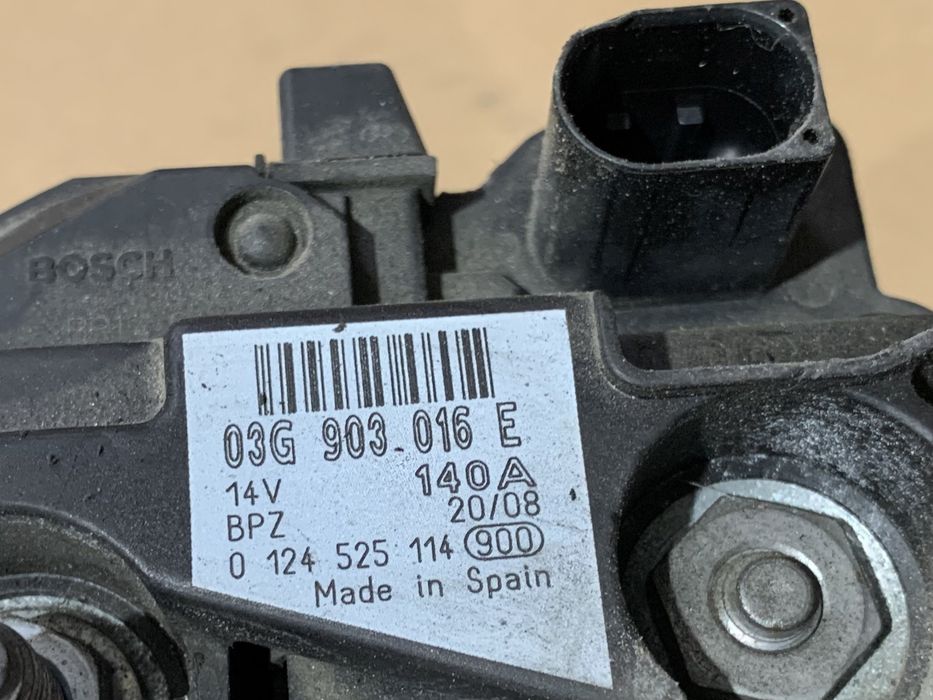 Alternator Audi : 03G903016E, A4 A5 A6 Q5 2.0 TDI CAG CAH