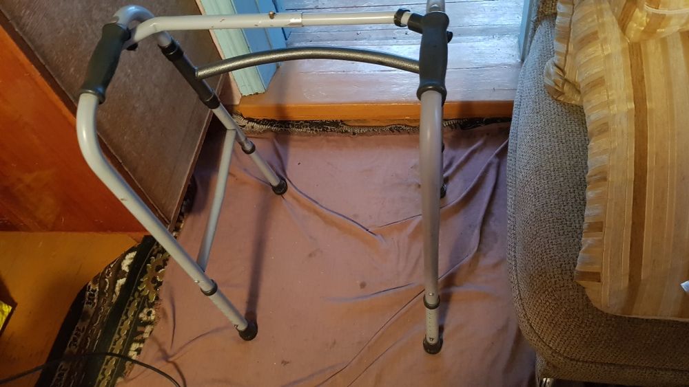 Ходунки для взрослых