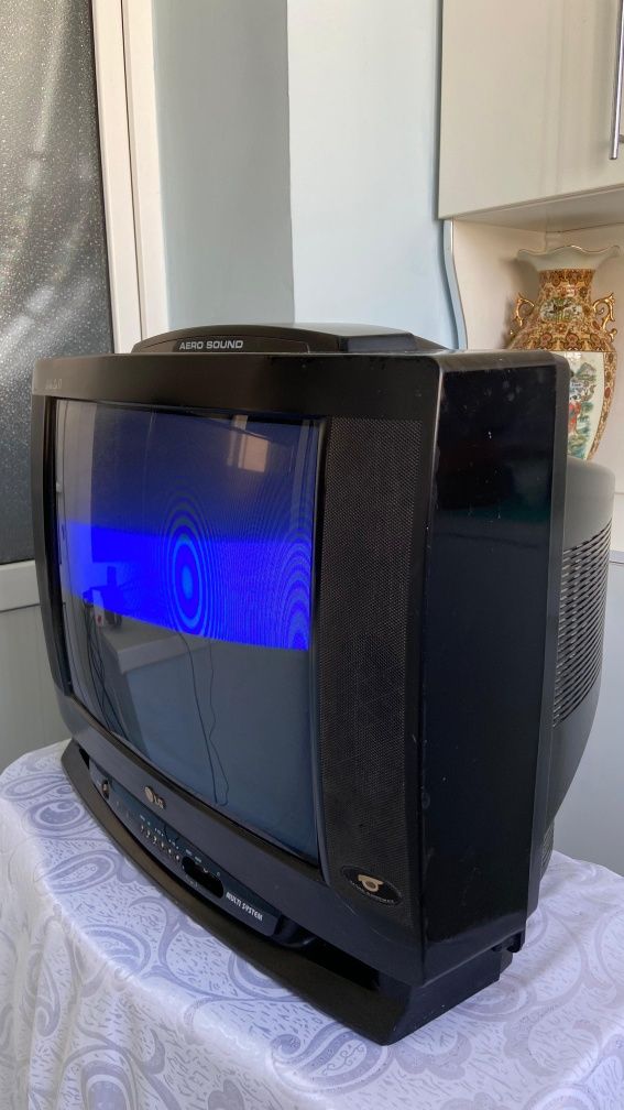 Televizor SOTILADI