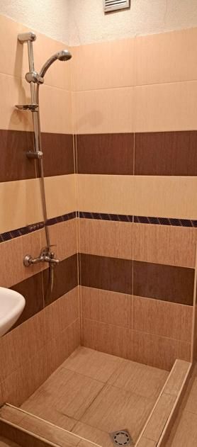 Дава се под наем Тристаен апартамент в София, Център - 70 кв.м за 750 € - Снимка #6