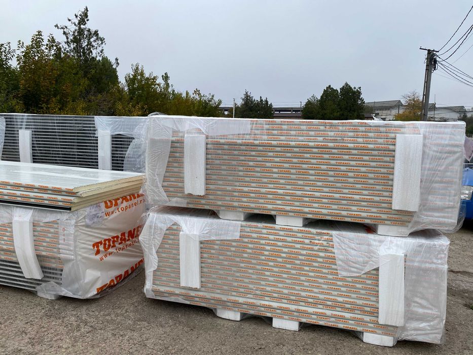 Panouri sandwich termoizolante pentru pereti si acoperis noi sau cal 2