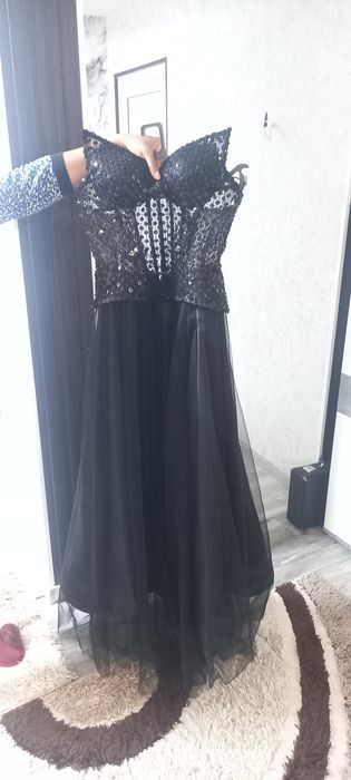 Продава се!купена е от Zoq dress