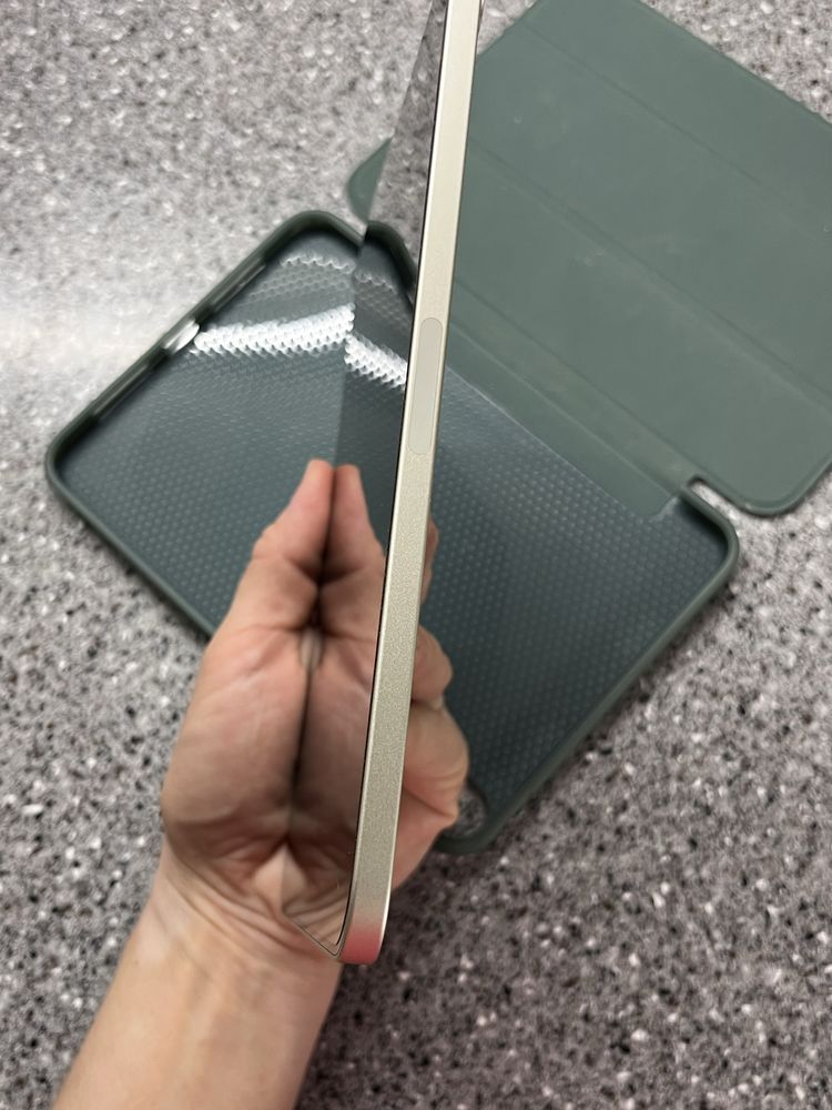 Apple iPad mini-6 в идеальном состоянии