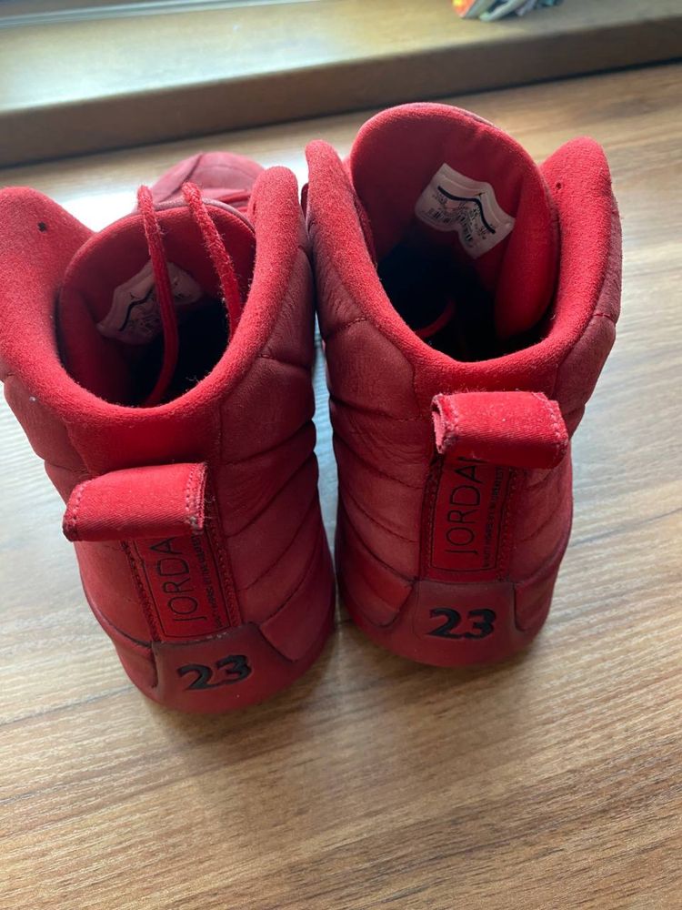 Продаются air jordan 12