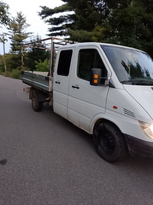 Vând Mercedes sprinter