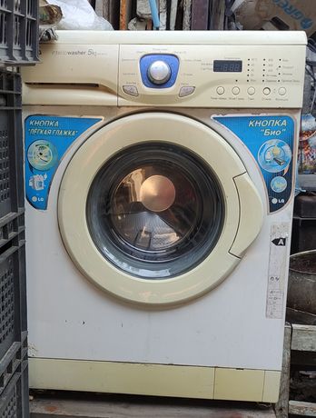 Продам стиральную машину LG на 5кг