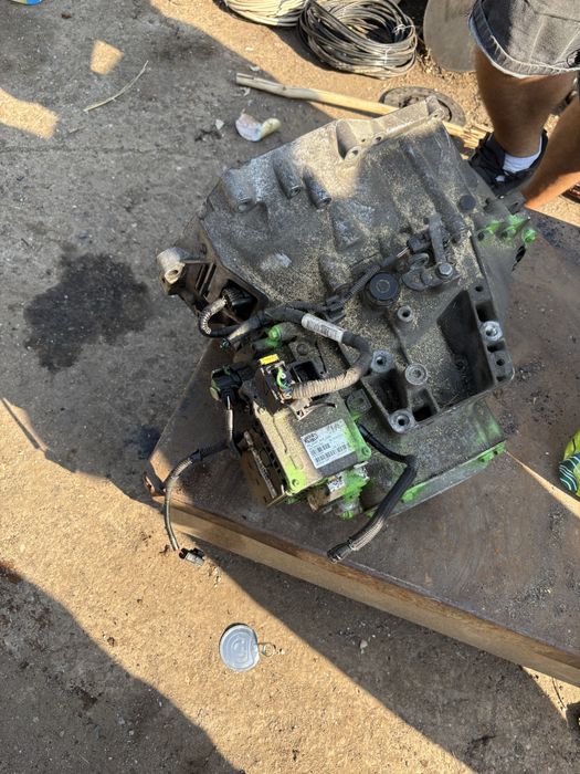 Cutie de viteze automată Peugeot 5008 1.6 HDI