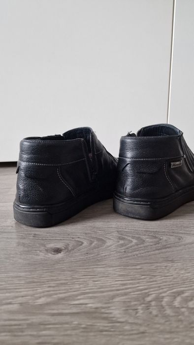 Ghete barbati îmblănite