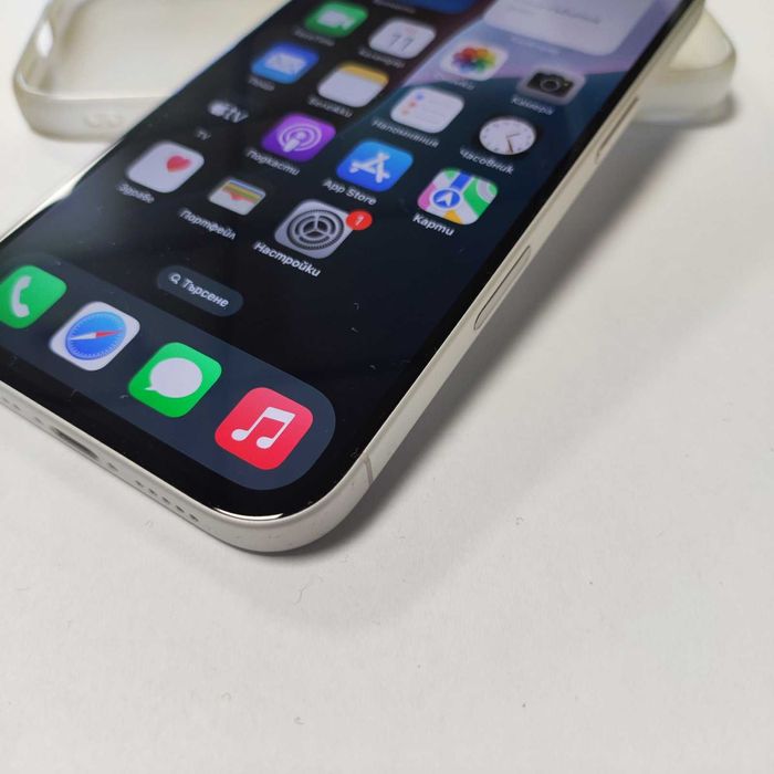 Iphone 16 128GB battery health 100%