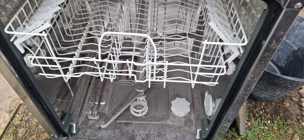 Masina de spalat vase candy