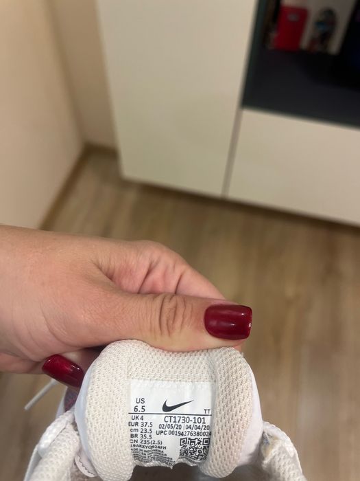 Маратонки Nike Air Max Vg-r White/CHRIMSON