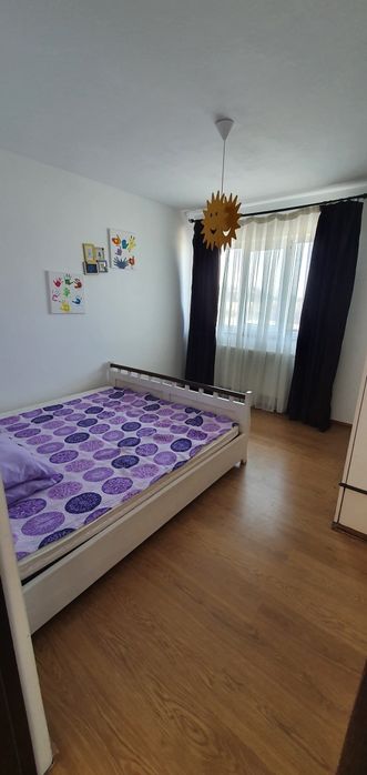 PF Vand apartament 3 camere, 60mp, parcare, 2 balcoane,  la 2 minute d