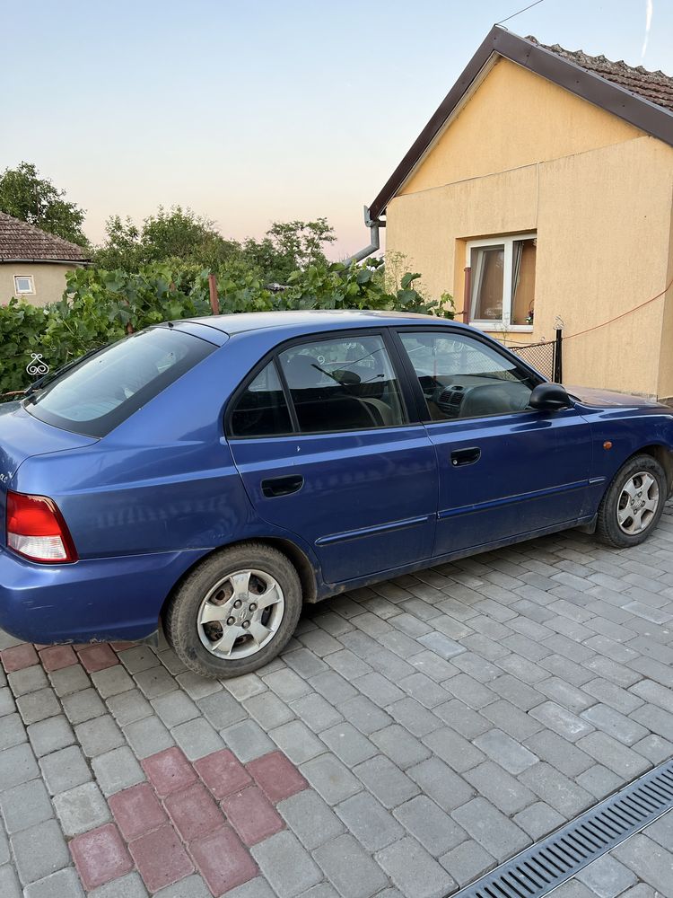 Vand Hyundai pentru programul Rabla