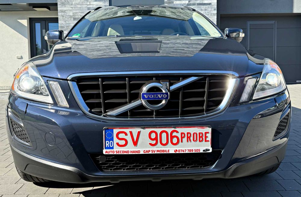VOLVO XC60 2013 2.0D LUXURY 220000KM