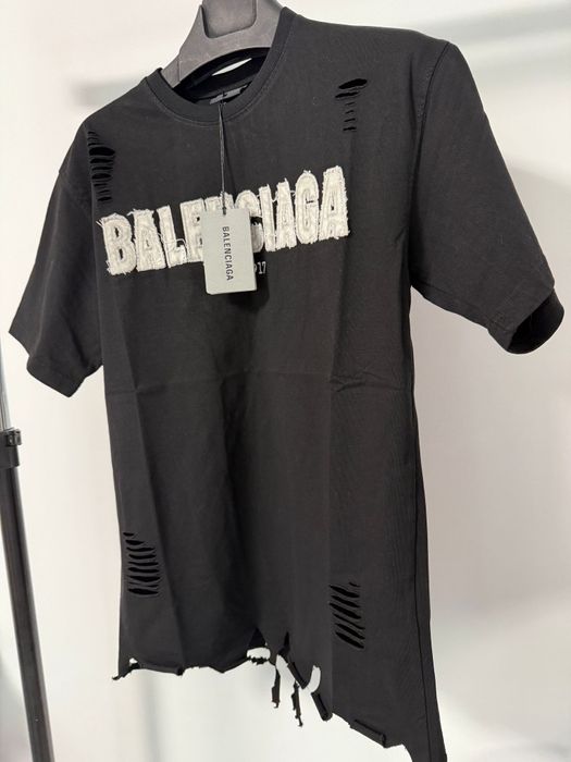 Tricou balenciaga