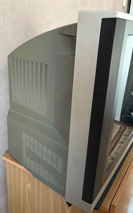 Телевизор б/у рабочий