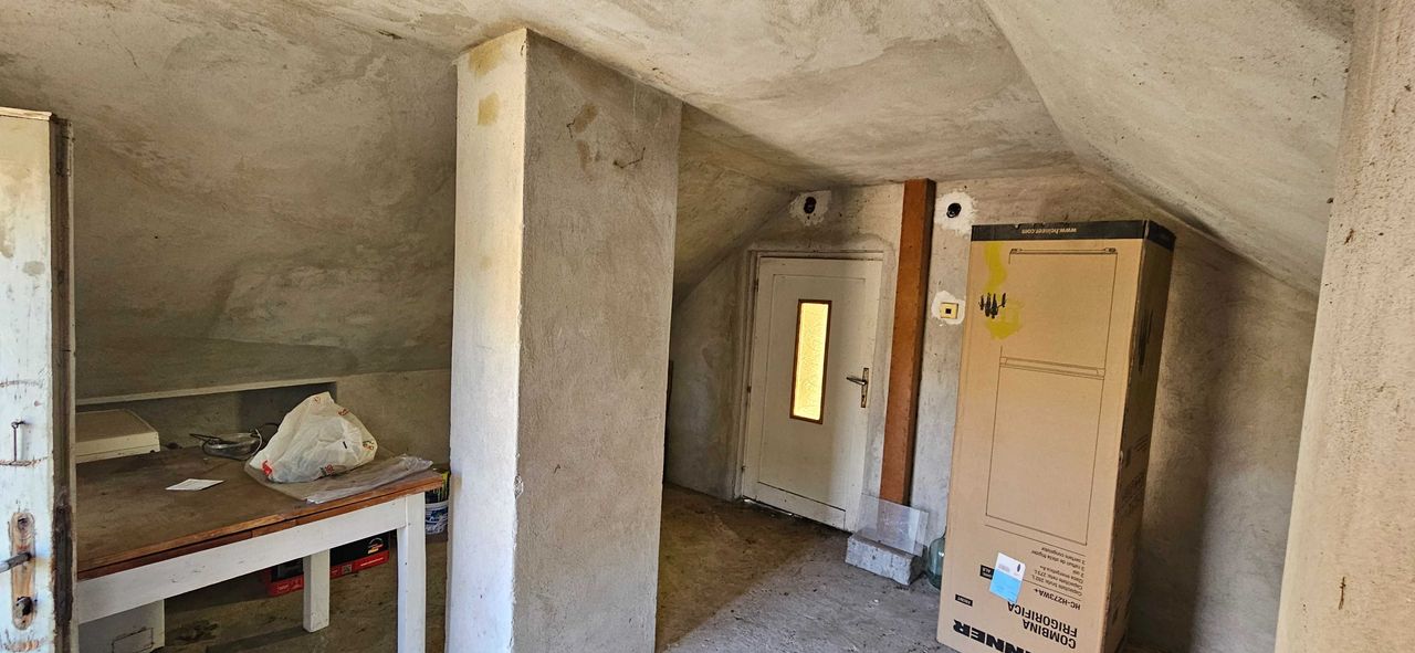Продава се Къща в с. Басарбово, Област Русе - 33 кв.м за 1697 €/кв.м - Снимка #12