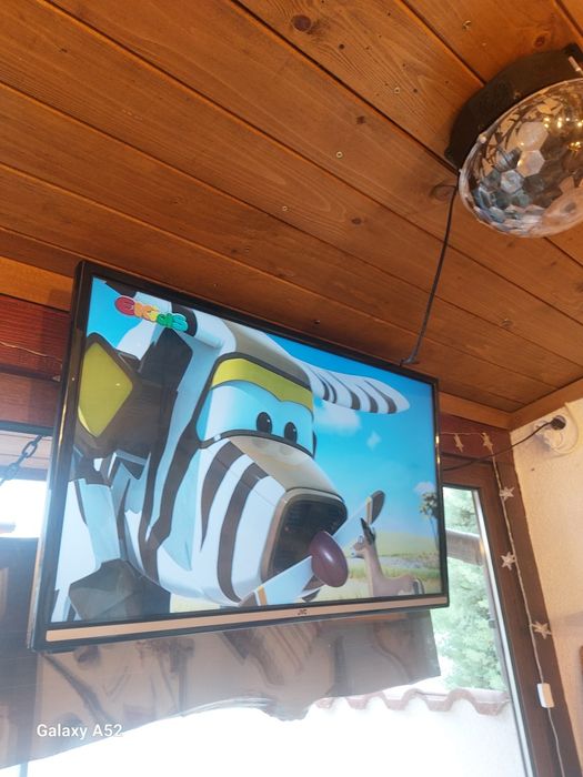 Телевизор JVC 32"