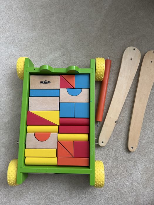 Проходилка за бутане с кубчета Woody