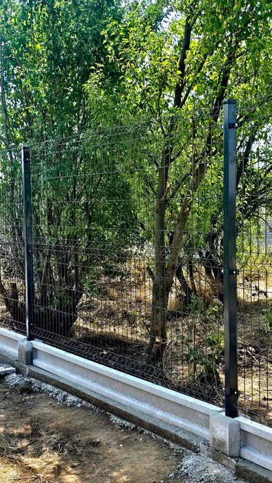 Constructie gard /gri antracit/ H2m fir 4mm   140 lei m.l  / firma