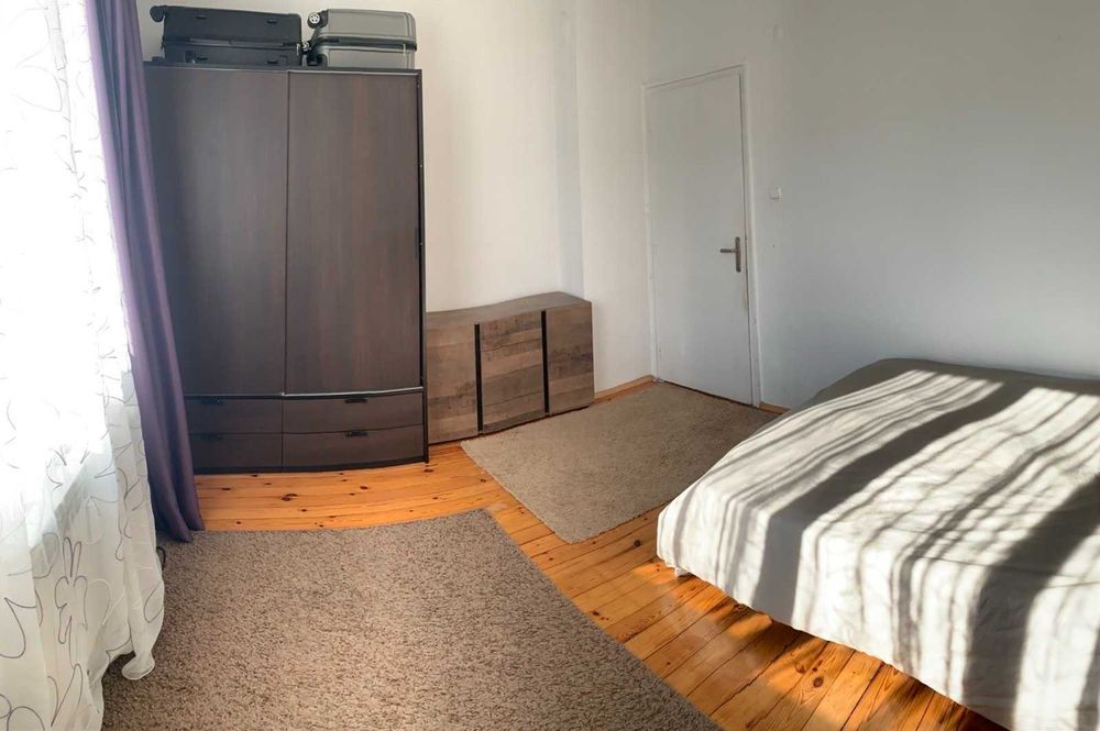 Дава се под наем Тристаен апартамент в София, Оборище - 85 кв.м за 797.64 € - Снимка #3