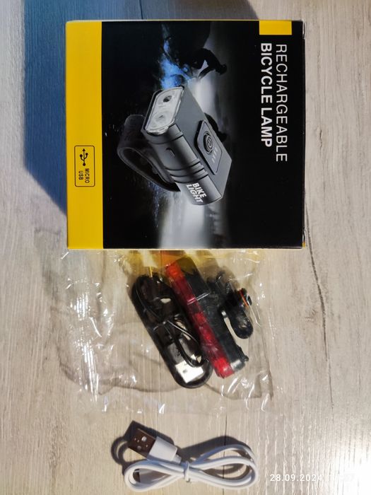 Фара для велосипеда передняя и задняя