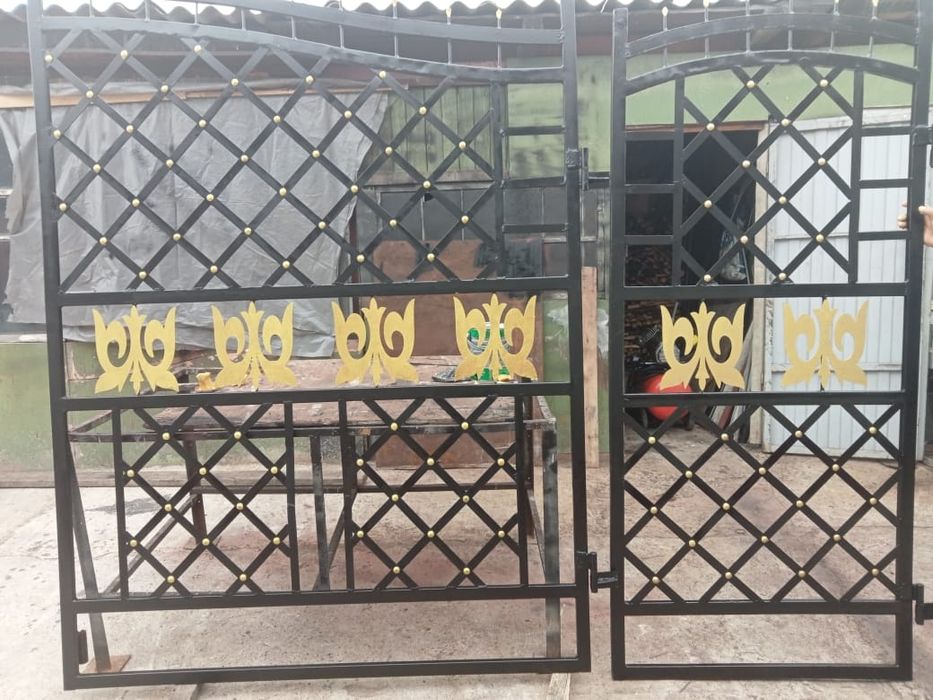 Продам новые ворота без профлиста ,есть возможность установки