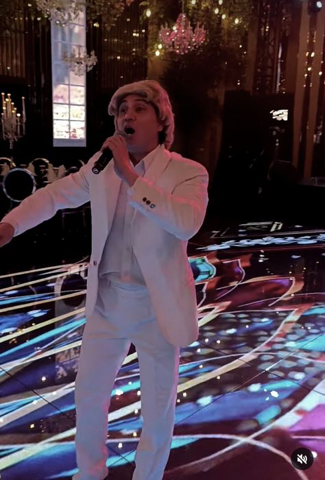 Ведущий, Дед Мороз,, диджей, шоу балет, шоу пародий, детский диджей