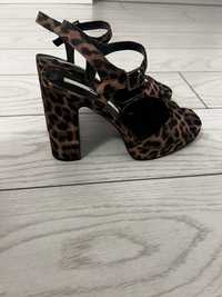 Sandale animal print  Zara