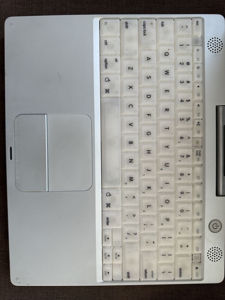 *Колекционерски* Apple iBook A1005 12.1"