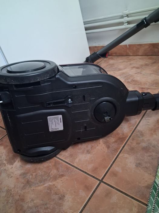 aspirator toshiba vcblo70c(r) cu canistra - 700 w