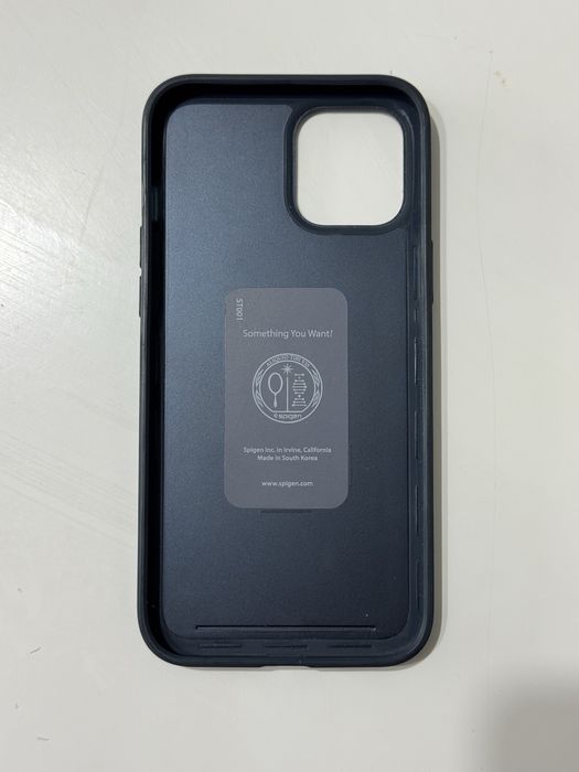 Husa Spigen iPhone 12 Pro Max