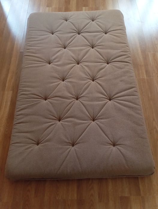 Продам мебельный матрас.