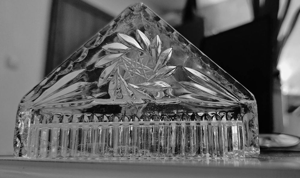 Винтидж / Кристален салфетник
40 лв