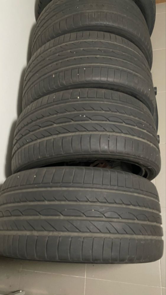 Yokohama 295/35R21