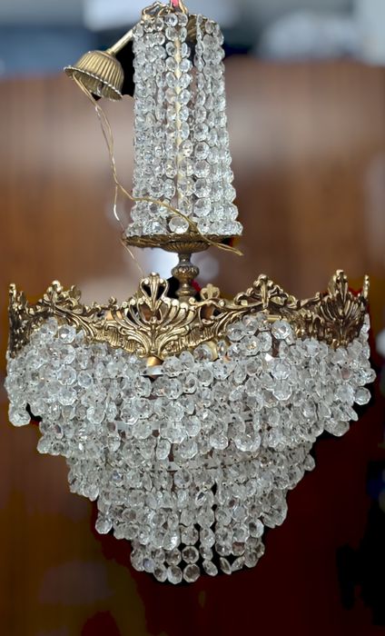 Бароков кристален полилей