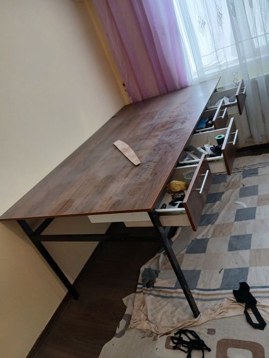 Тикувчини бичиш стол сотаман