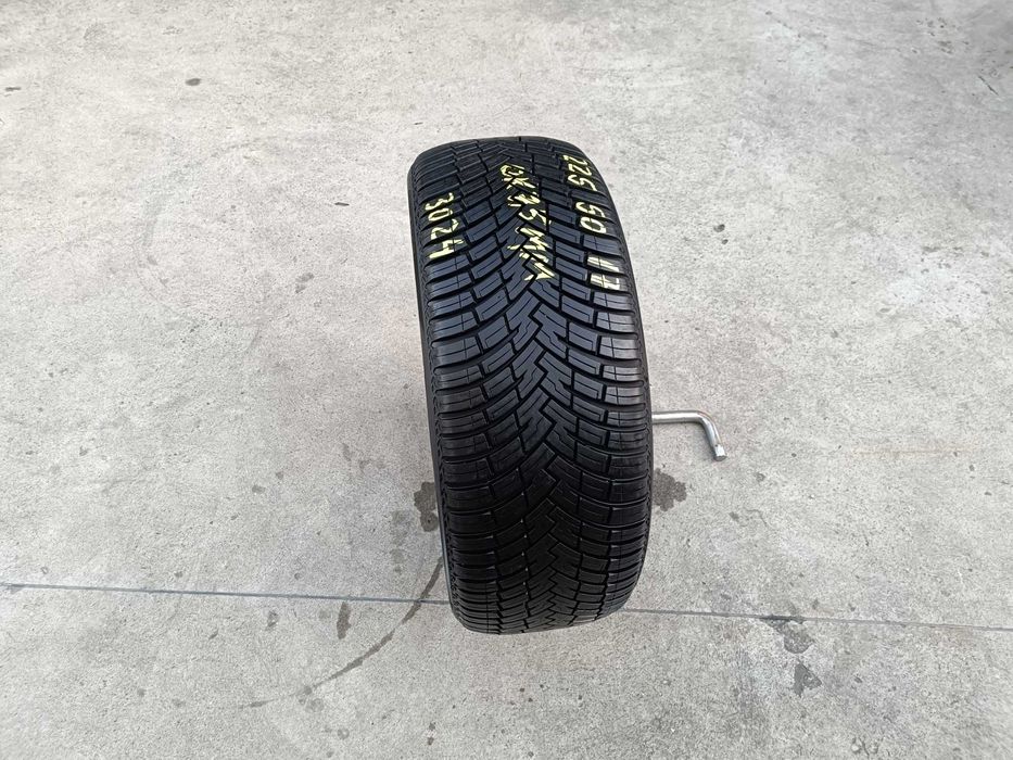 O anvelopa 225 50 17 Pirelli Powergi All Season 7,5 mm dot 3024