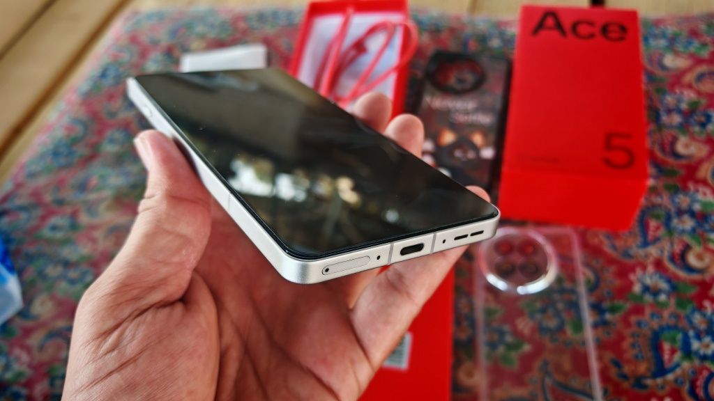 OnePlus Ace 5 в наличии