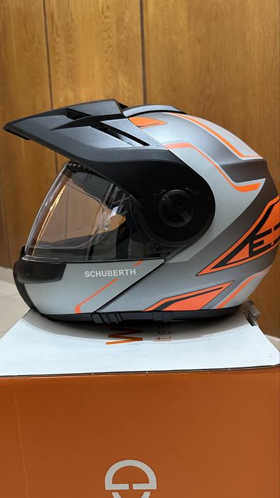 Мото каска Shuberth E1 + разговорно SENA.Размер М