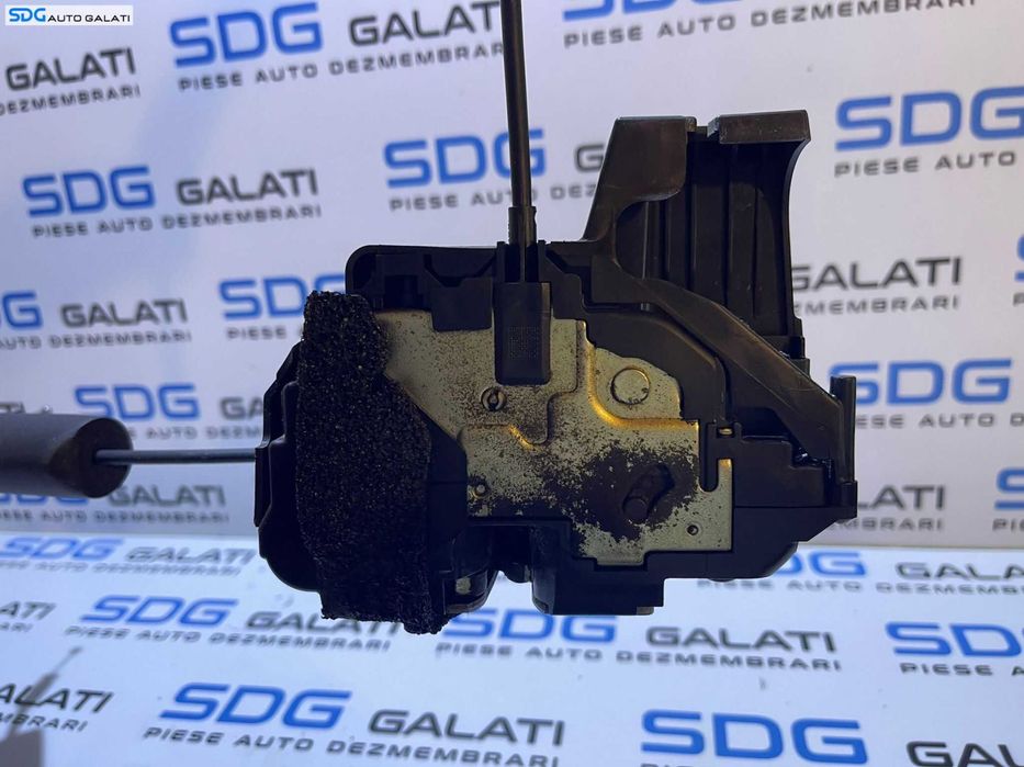 Broasca Incuietoare Usa Portiera Stanga Spate Renault Laguna 3 2007 - 2014 Cod 825010001R