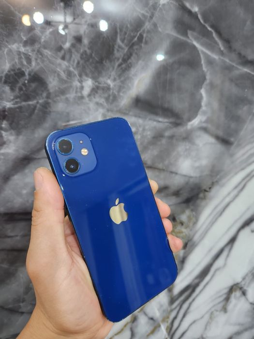 Продам Iphone 12 64 гб