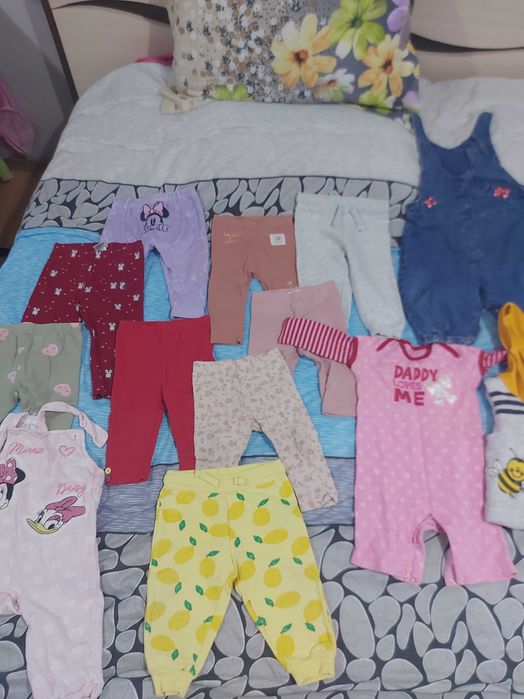 Продавам бебешки дрешки!